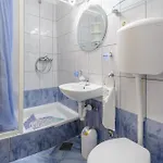 Hope Apartman *