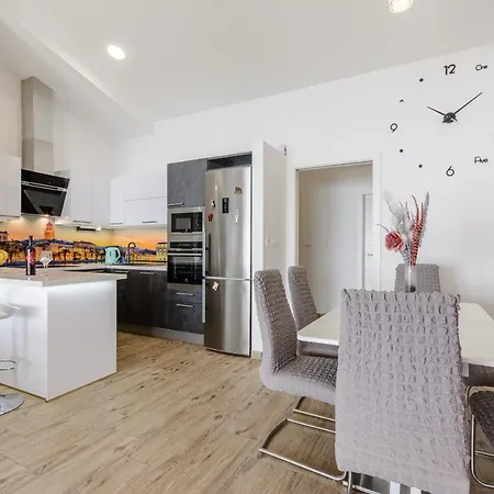 Apartment Hope