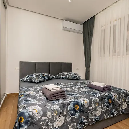 Hope Apartment